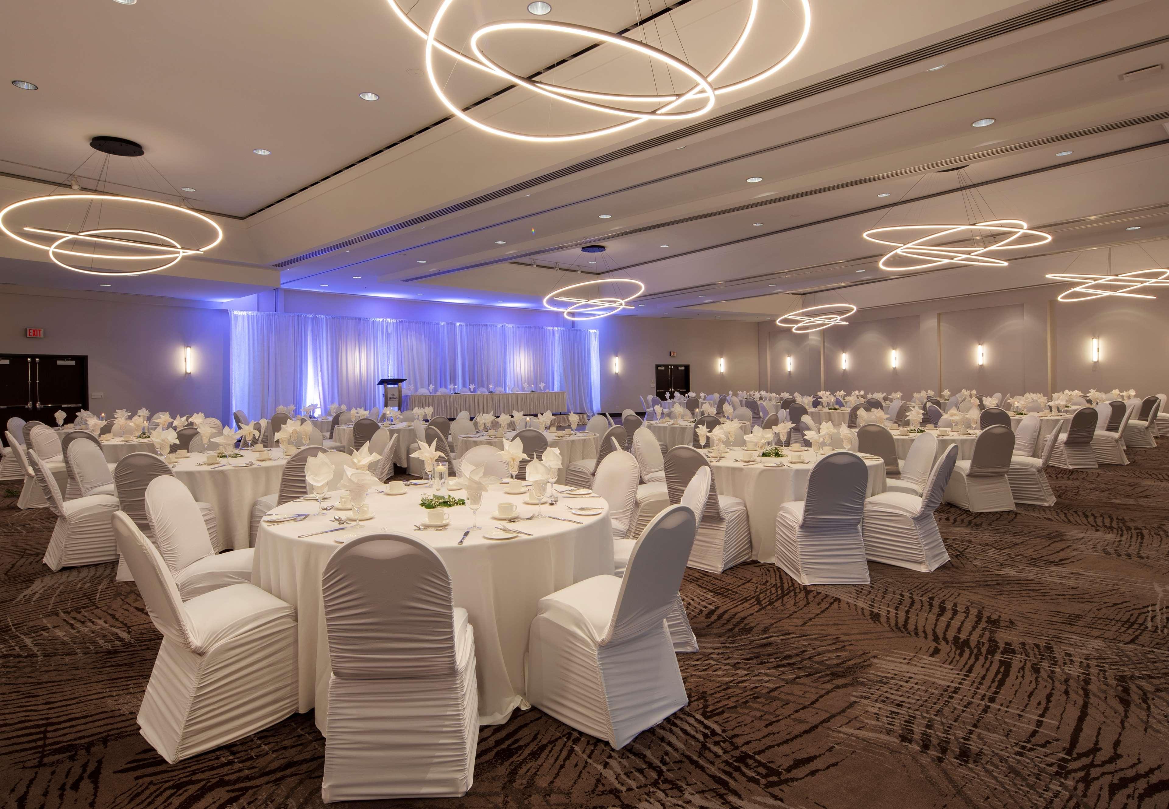 Hilton Vancouver Metrotown Burnaby Buitenkant foto