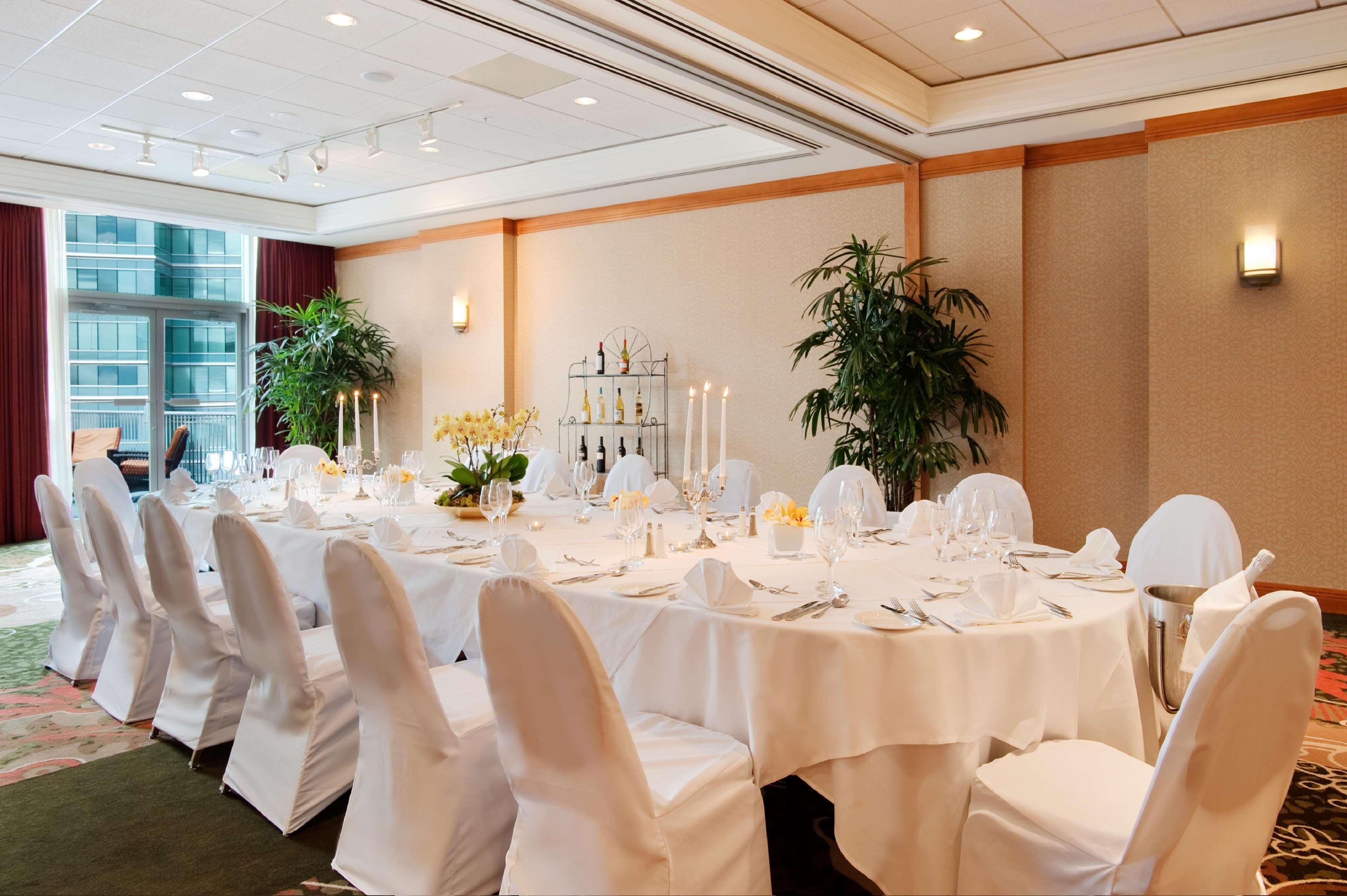 Hilton Vancouver Metrotown Burnaby Buitenkant foto