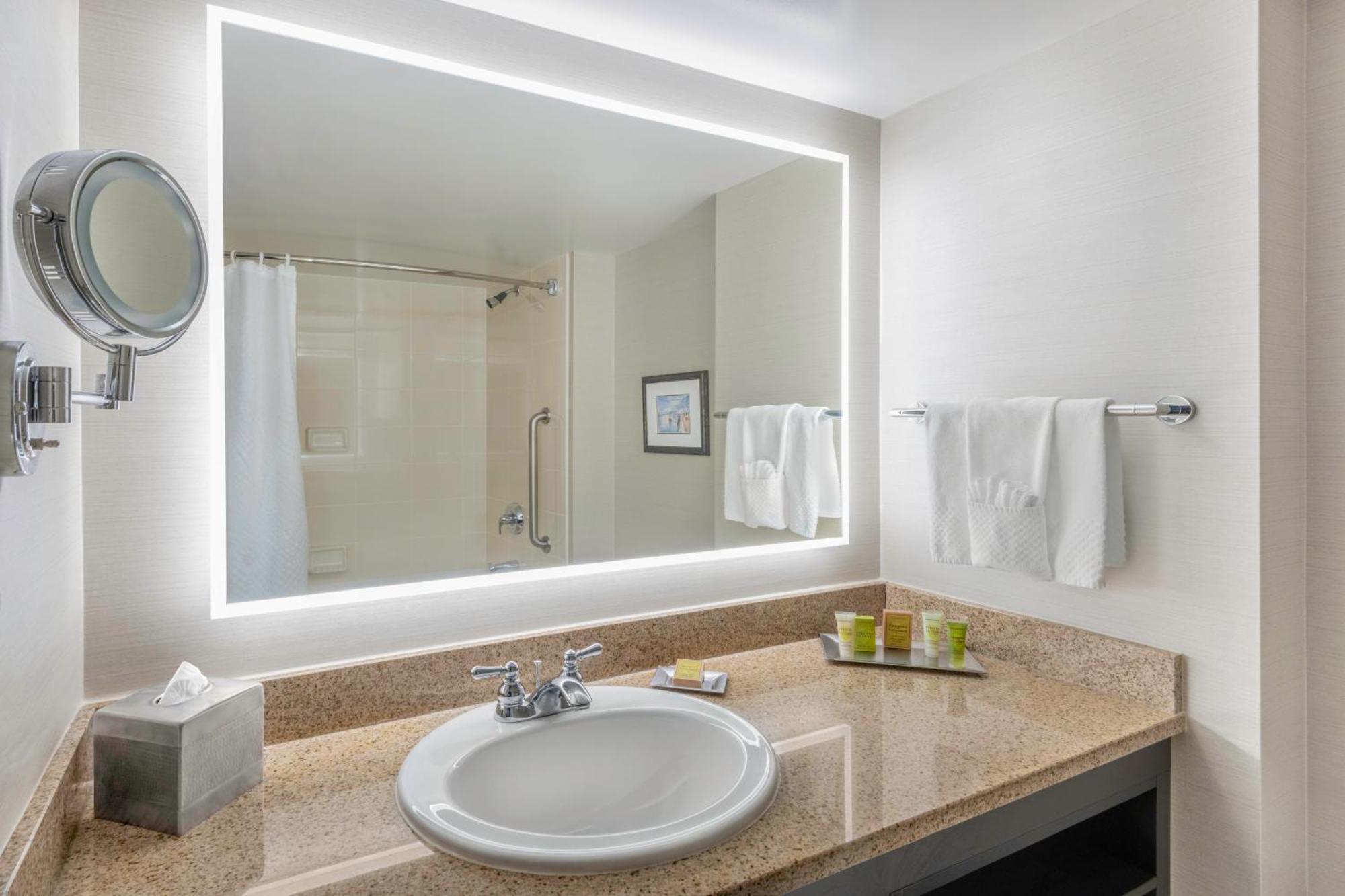 Hilton Vancouver Metrotown Burnaby Buitenkant foto