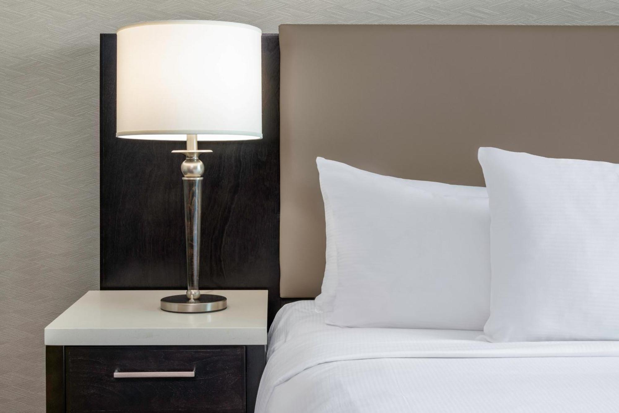 Hilton Vancouver Metrotown Burnaby Buitenkant foto