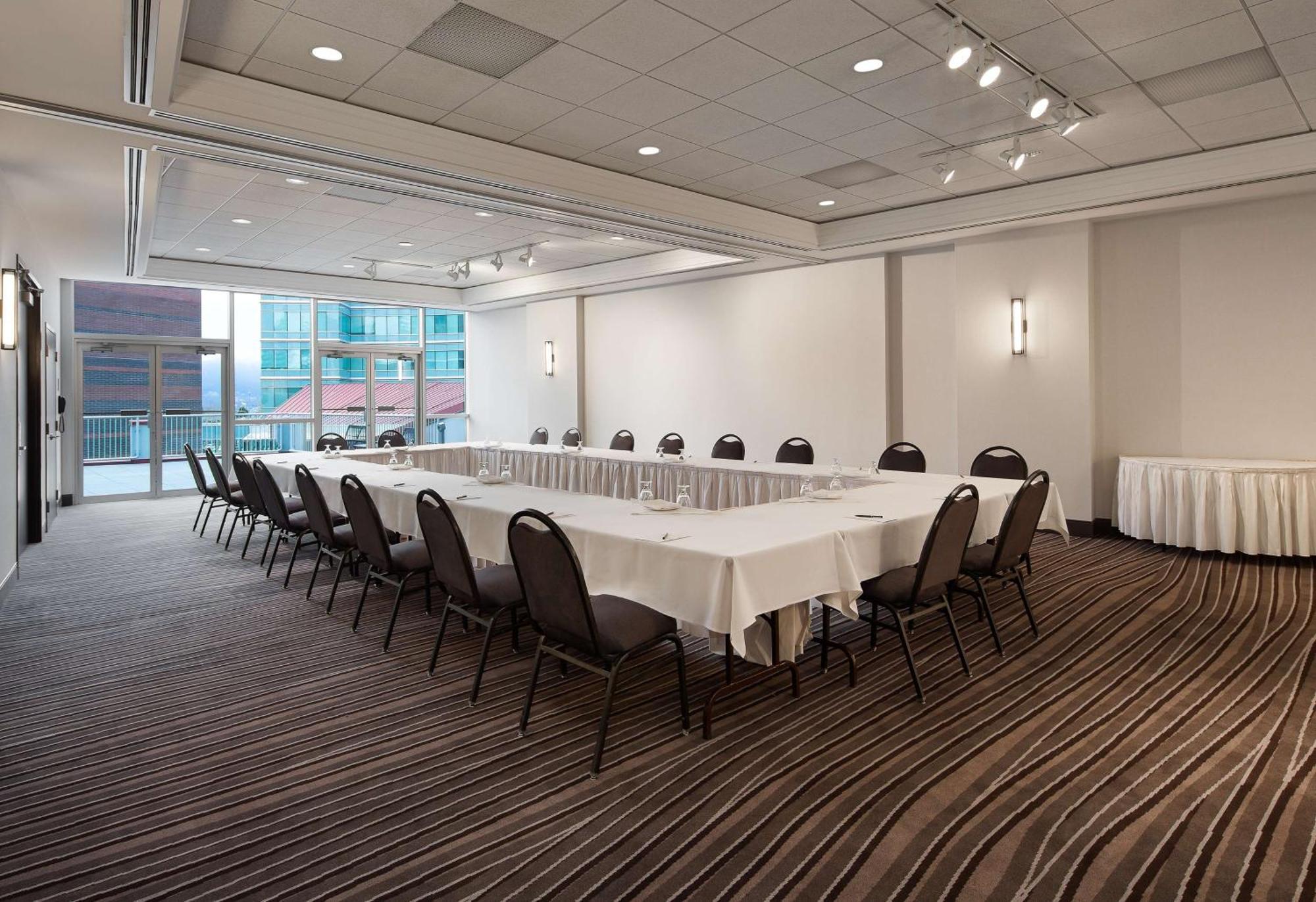 Hilton Vancouver Metrotown Burnaby Buitenkant foto